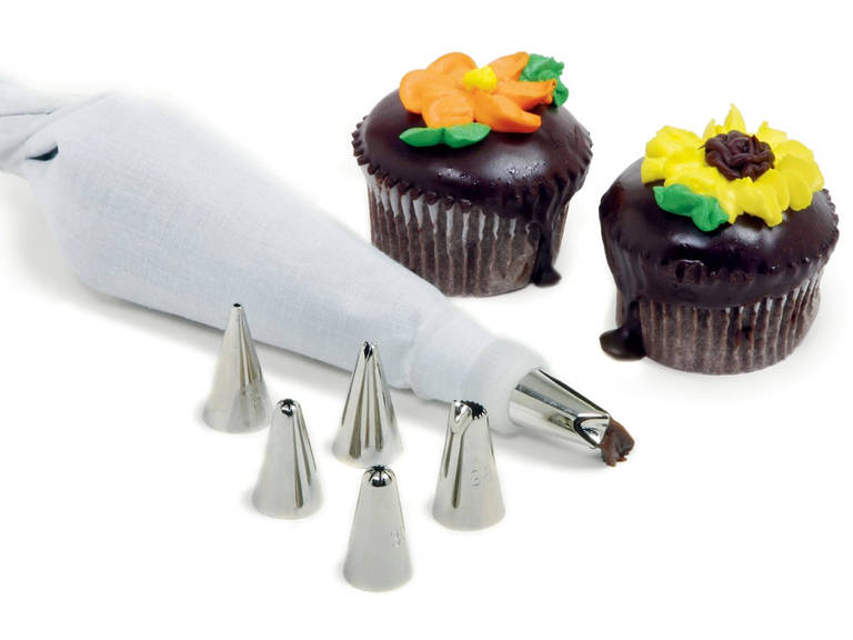 Piping Bag and Tips