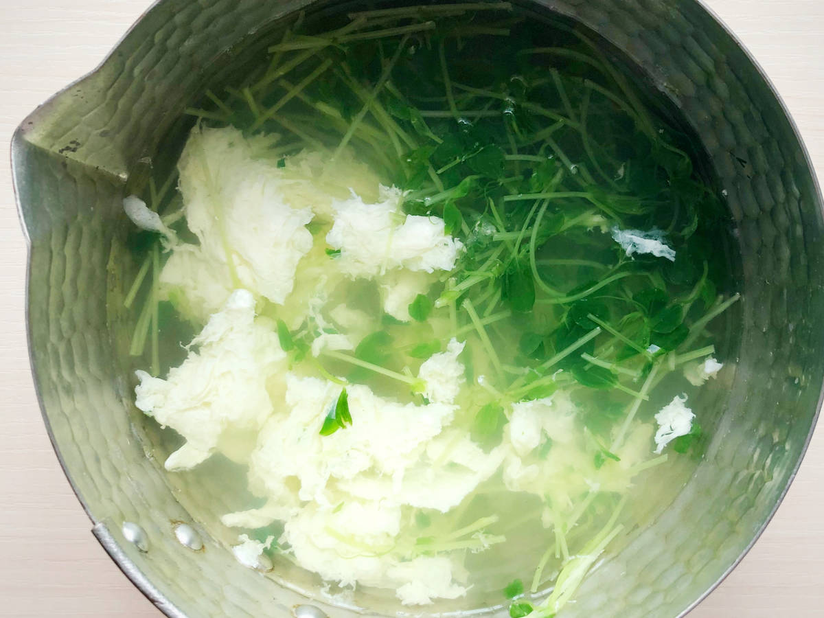 豌豆苗汤 食谱 厨房故事 豌豆苗汤 食谱 厨房故事