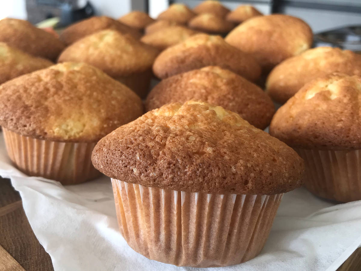 Soft and fluffy cupcakes Recipe Kitchen Stories