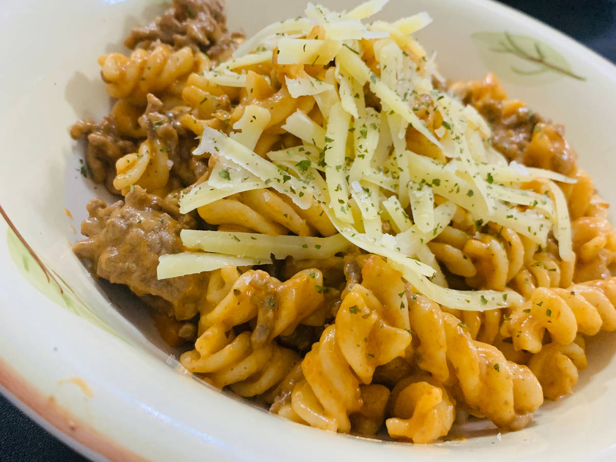 Quick fusilli bolognese with creamy tomato sauce Recipe Kitchen Stories