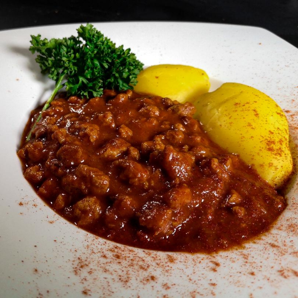 Veganes Gulasch (mit Soja)