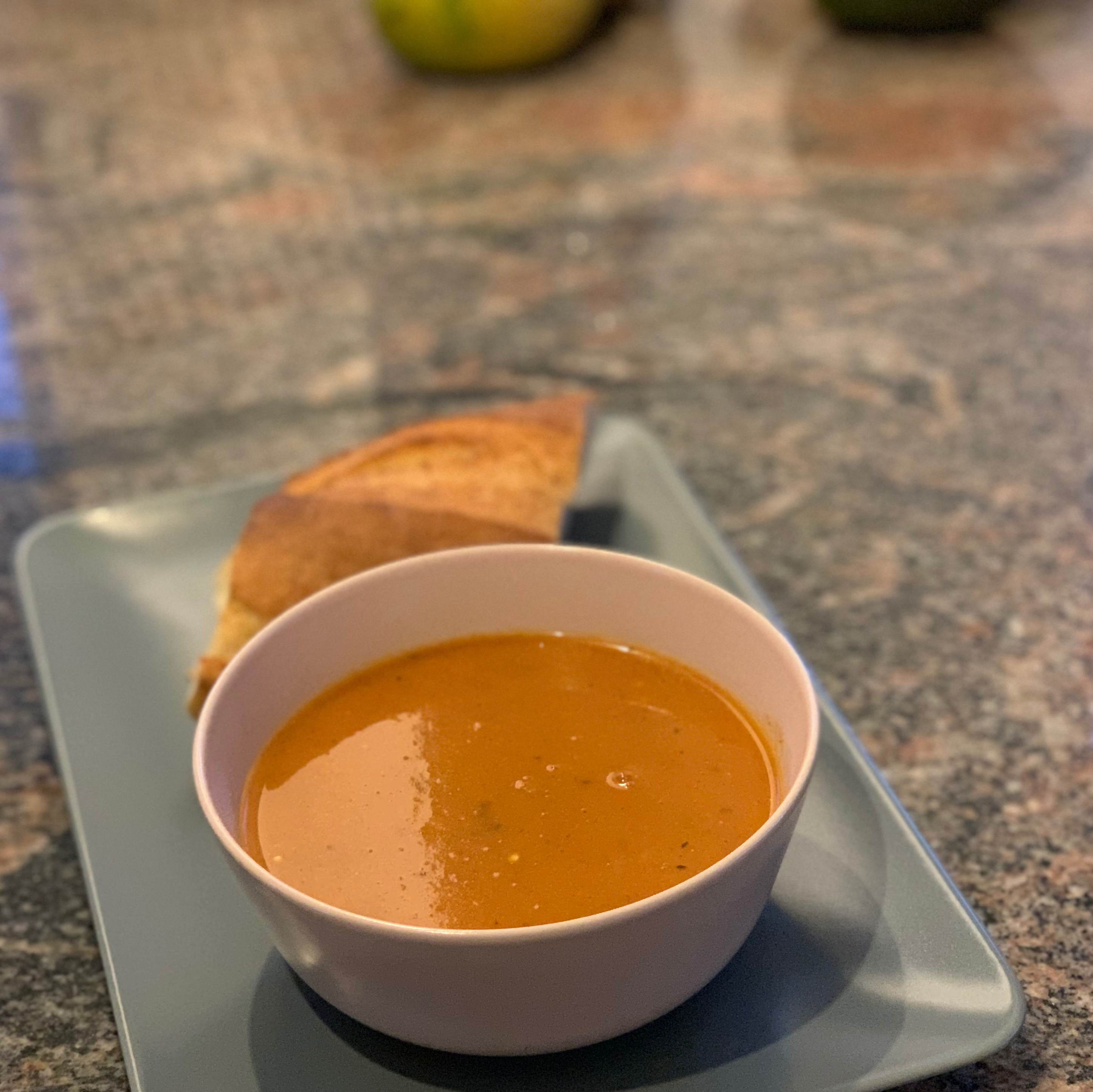 Schnelle Tomatensuppe