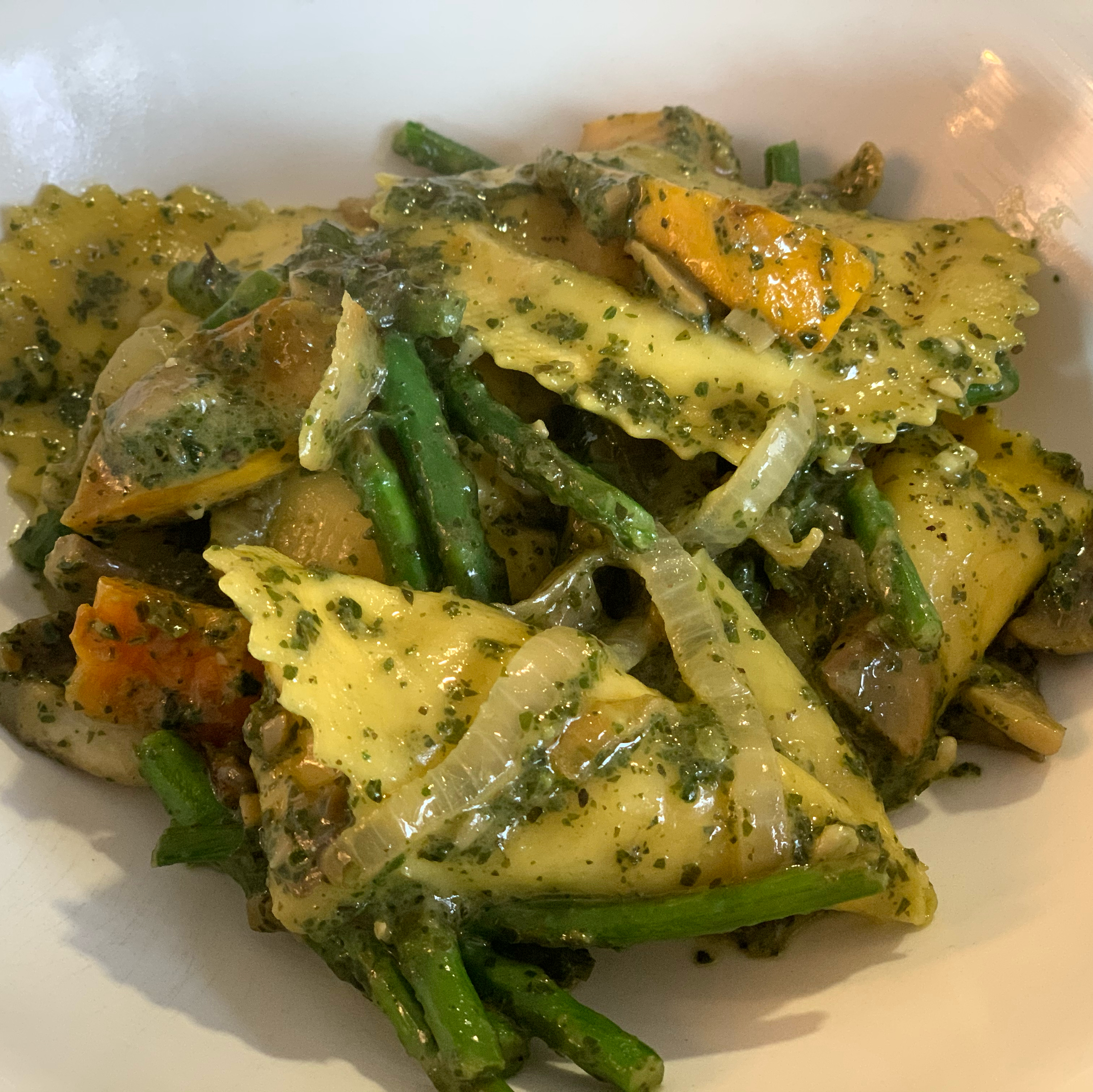 Truffle & parmesan ravioli with veggies and pesto Recipe Kitchen