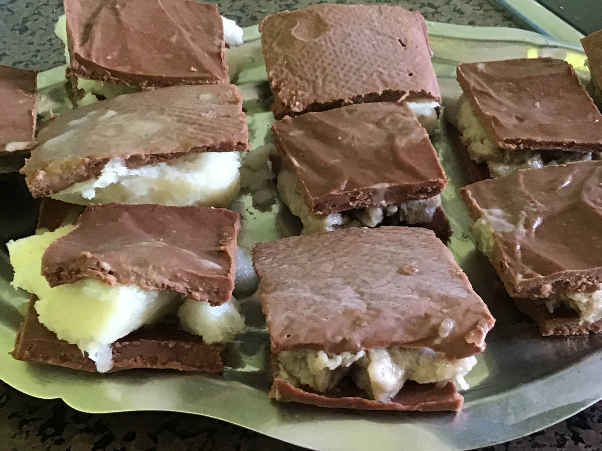 Banana and lemon ice cream sandwich Recipe Kitchen Stories