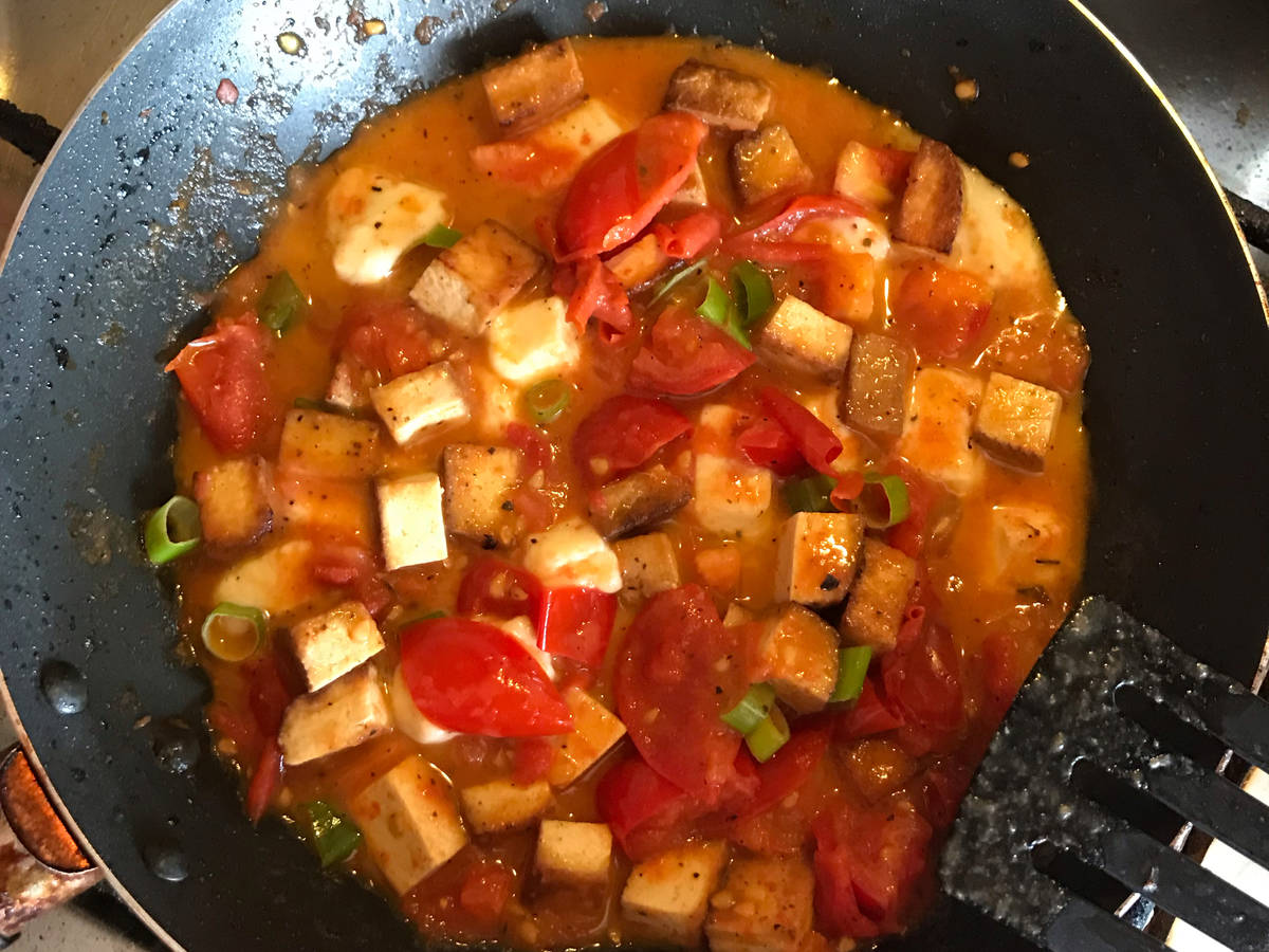 Gnocchi with tofu and tomatoes Recipe Kitchen Stories