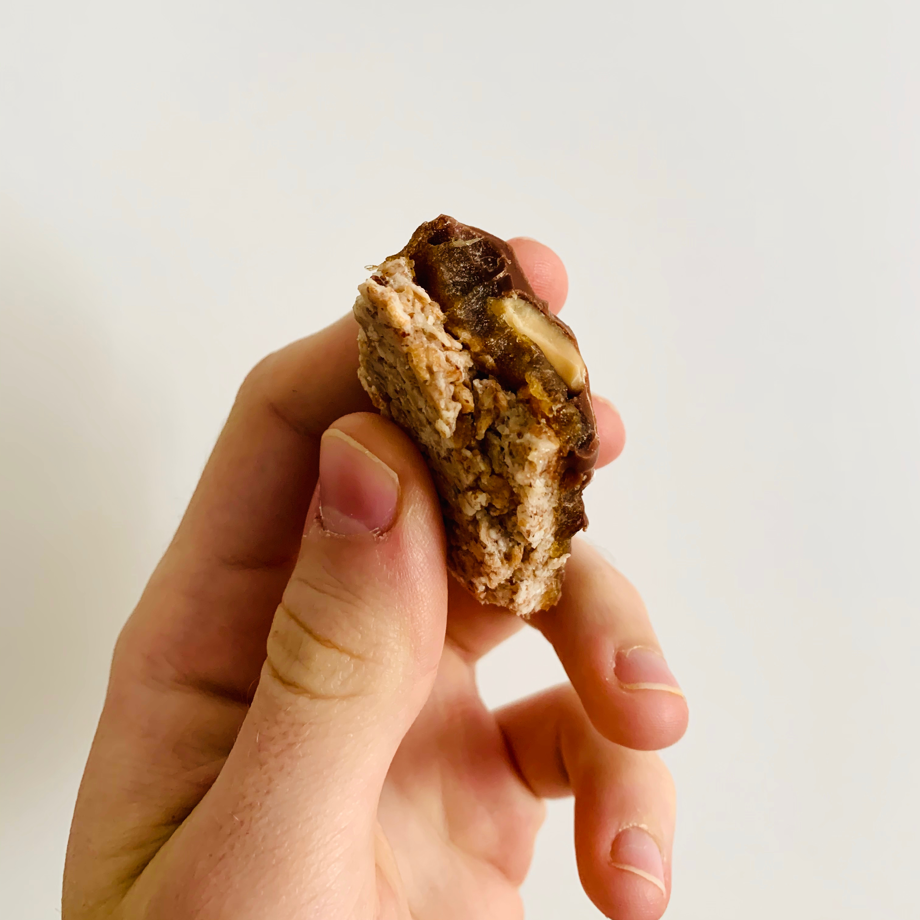 Gesunde Dattel-Haferflocken-Snickers