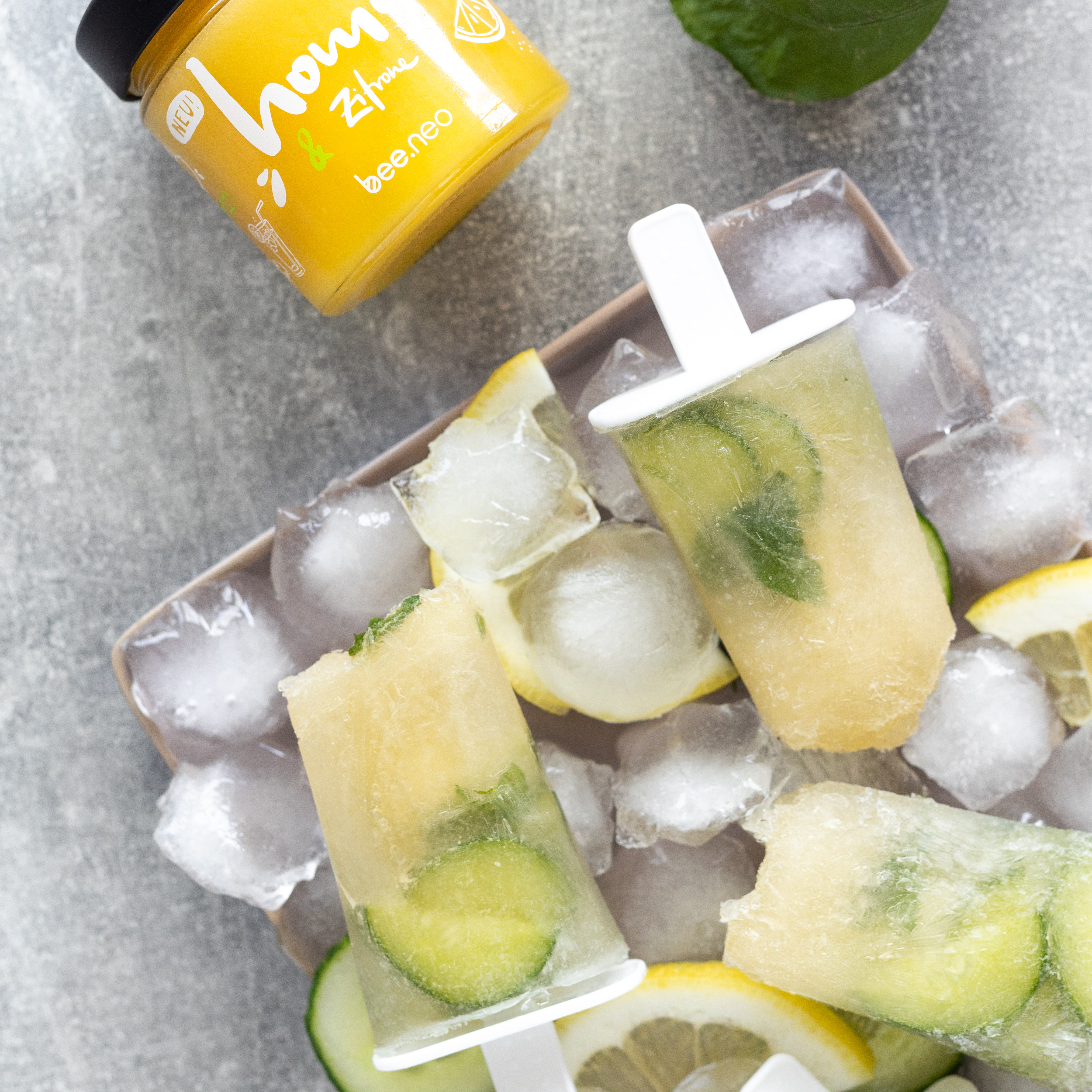 Gurken-Gin-Eis - mit Honig & Zitrone von beeneo