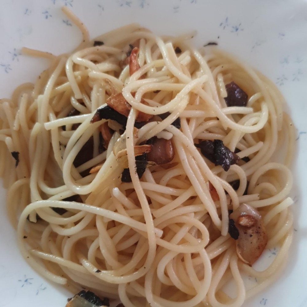 Knoblauchspaghetti mit Pilzen aus dem Cookit