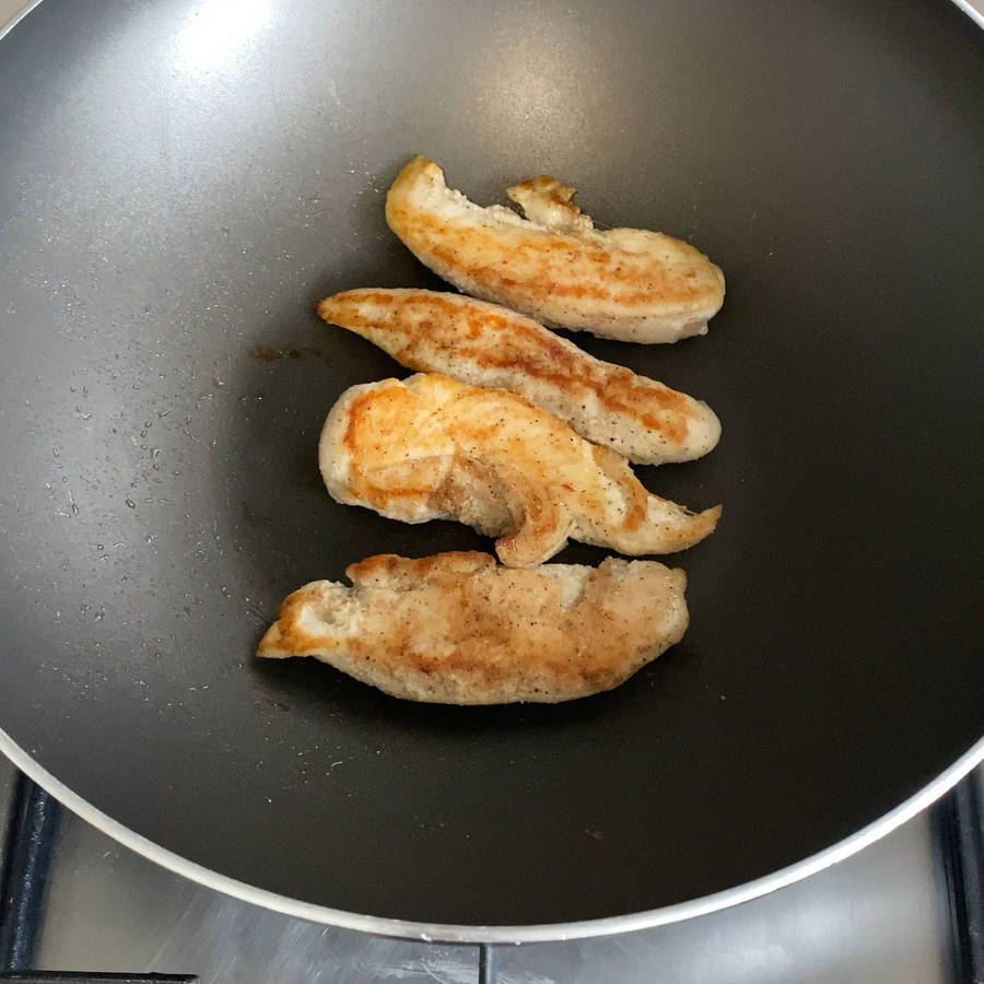 Easy chicken wrap | Recipe | Kitchen Stories