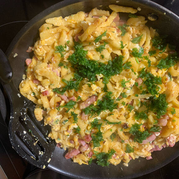 Juergen&amp;#39;s &amp;quot;ganz schnelle&amp;quot; Schinkennudeln | Rezept | Kitchen Stories