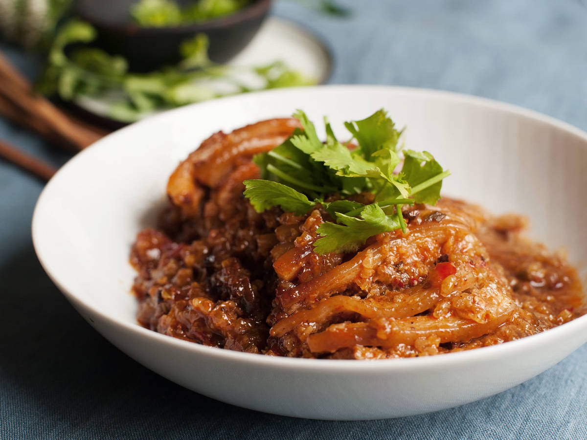 Spicy steamed pork and sticky rice Recipe Kitchen Stories