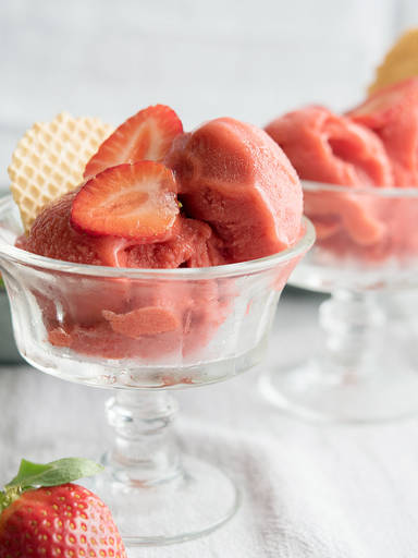 Watermelon-grapefruit ice cream floats - Recipes - Kitchen 