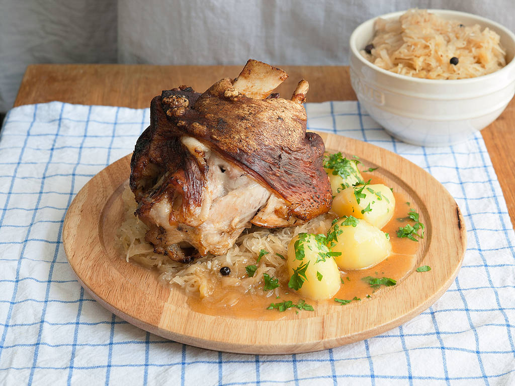 Roast pork with sauerkraut and potatoes Recipe Kitchen Stories