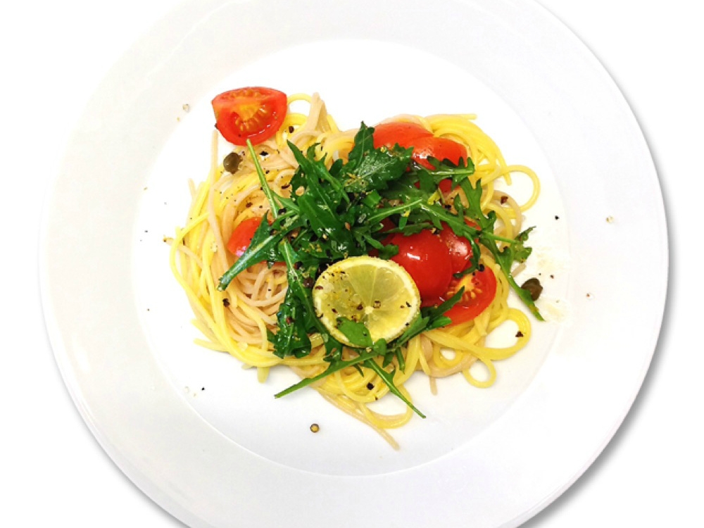 Glutenfreie Spaghetti mit Tomaten und Rucola