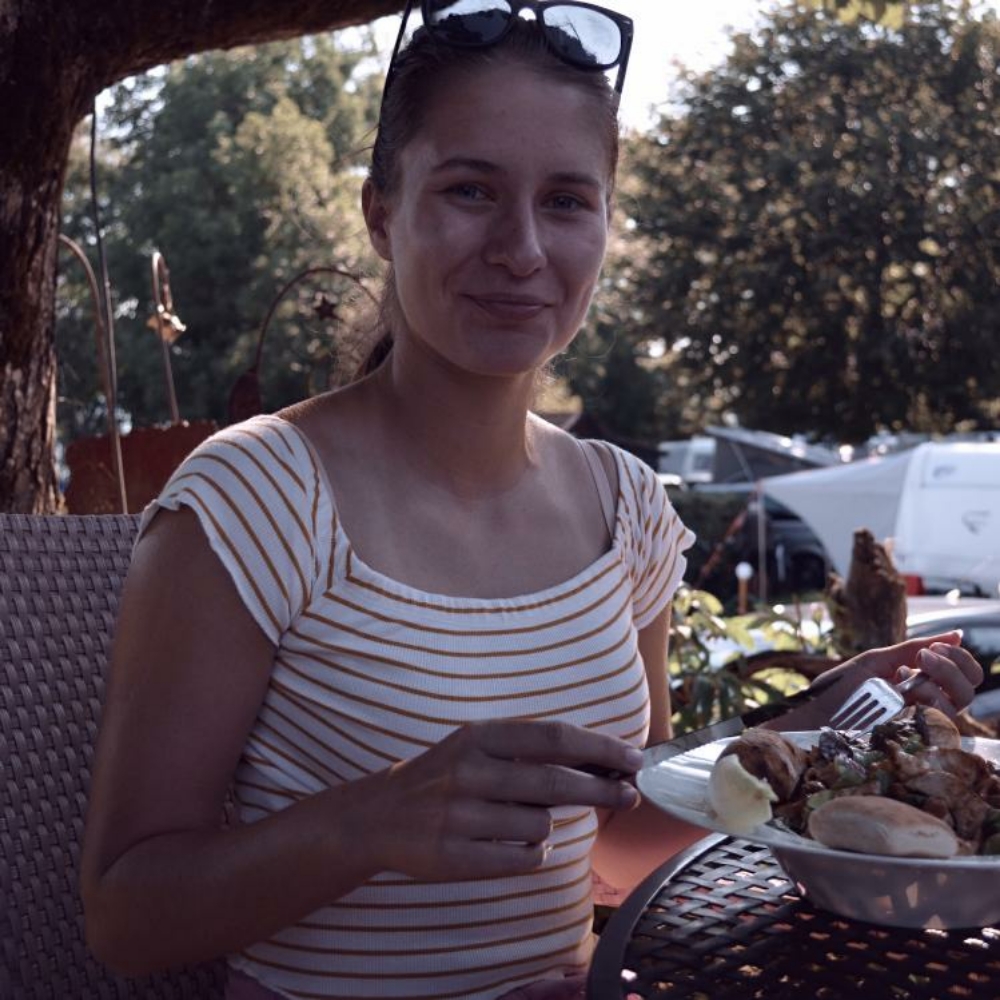 Image of Claudia