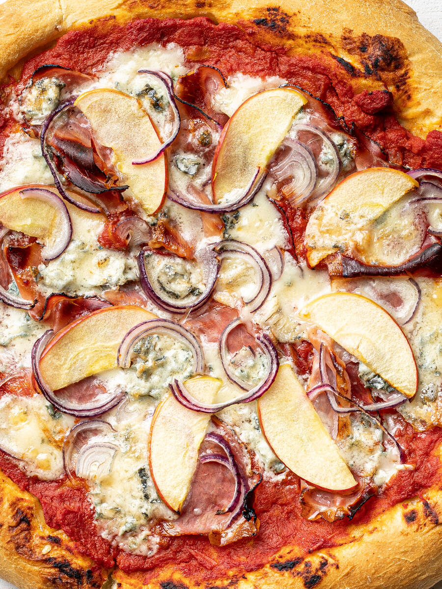 The 12 Best Cheeses to Put on Pizza