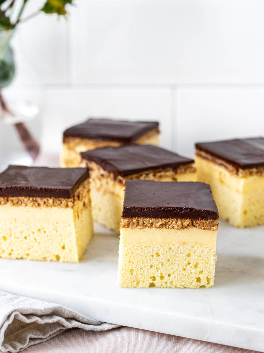 Tiramisu layer cake Kitchen Stories recipe and video