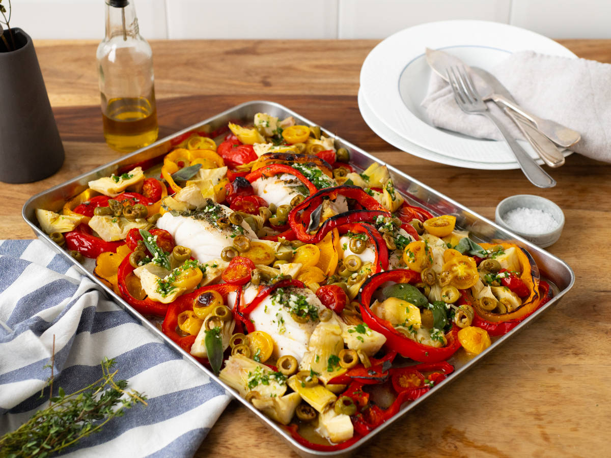 Provençal sheet pan fish with vegetables | Kitchen Stories