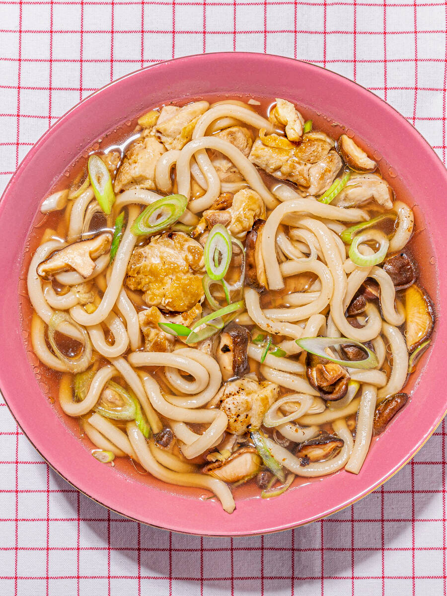 Stir fry shirataki noodles for a low carb recipe Recipe Kitchen Stories