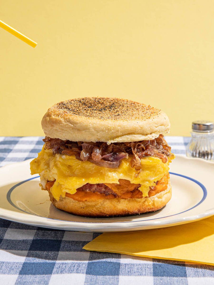 Easiest bacon sandwich I Kitchen Stories Recipe